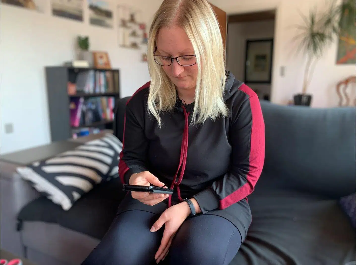 Ina skrev i to måneder med kvinden, som snød hende for over 1.000 kroner. Hun fik aldrig pengene eller tingene, som hun havde betalt for. Hun venter stadig på politiets efterforskning.