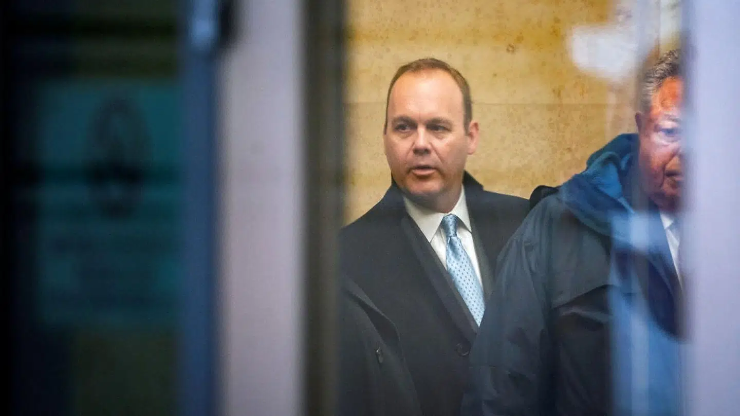Rick Gates er blevet dømt skyldig i retten. Nu har han skrevet en bog.