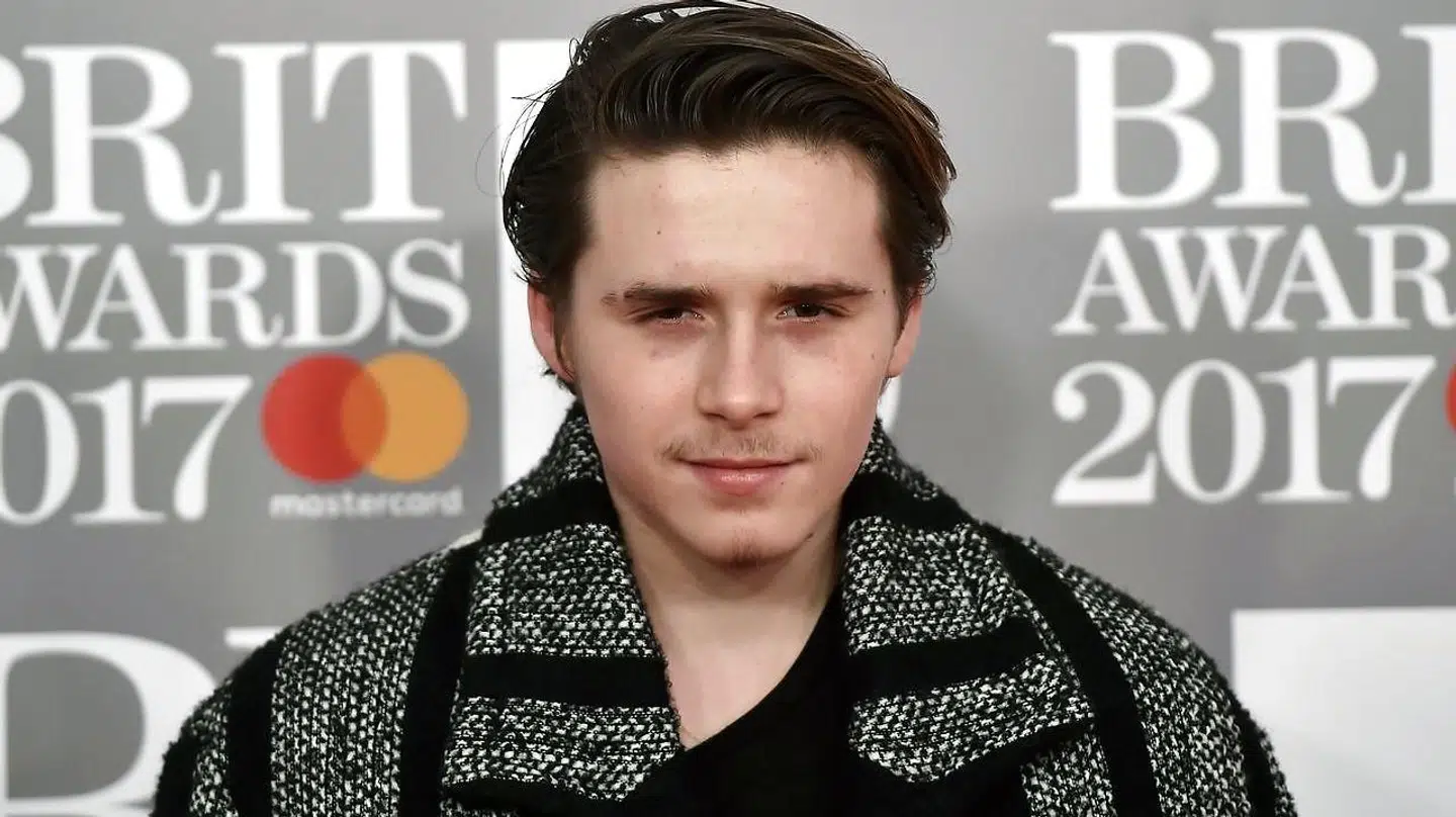 Brooklyn Beckhams nye billeder af Sir David Attenborough bliver kritiseret massivt på sociale medier.
