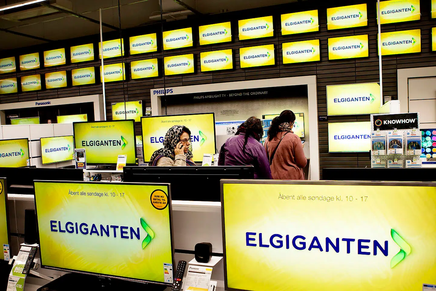 Lennert havde ikke drømt om de udfordringer, der ventede, da han købte et tv for 8.000 kroner hos Elgiganten.