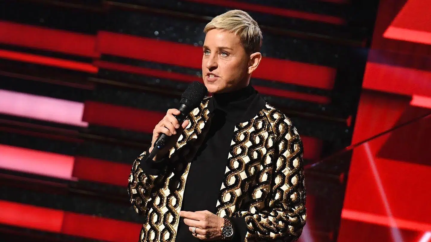 Ellen DeGeneres undskyldte mandag offentligt for et dårligt arbejdsmiljø.