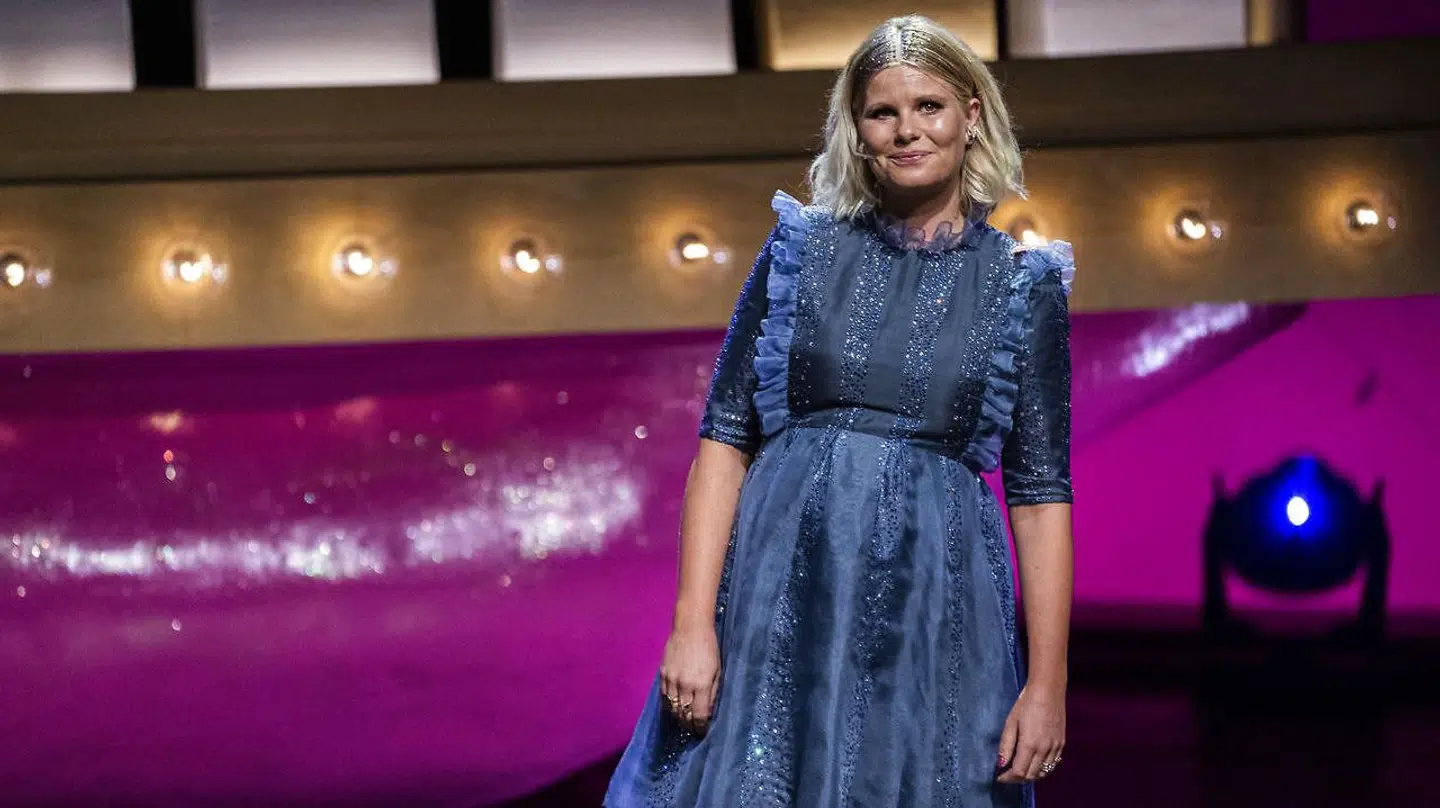 Sofie Linde på scenen ved ZULU Comedy Galla 2020, der blev afholdt i Operaen i København, onsdag den 26. august 2020.