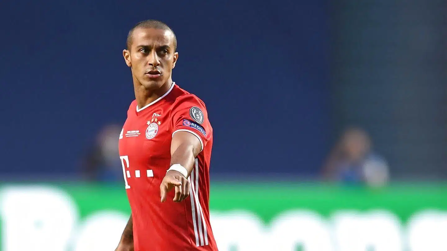 Thiago Alcantara skal nu prøve sig selv af i Premier League.