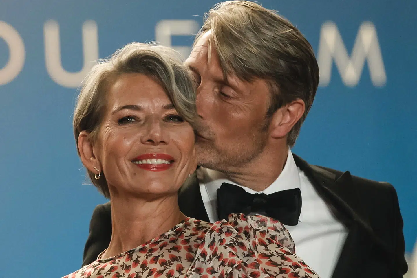 Mads Mikkelsen med sin kone, Hanne, som han har været sammen med siden 1987.