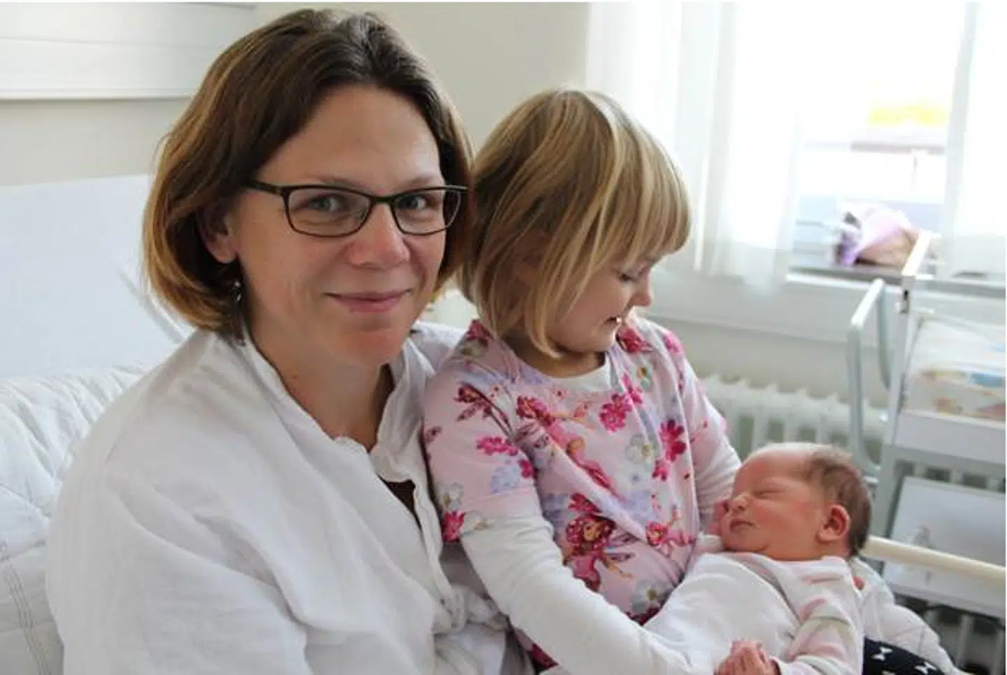 Christina med sine to piger, Kaya og Liv. Foto: Privat.