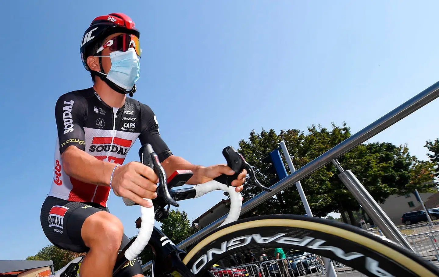 epa08678100 Australian cyclist Caleb Ewan of Lotto Soudal before the start of the 19th stage of the Tour de France over 166, 5km from Bourge-en-Bresse to Champagnole, France, 18 September 2020. EPA/Tim de Waele / Pool