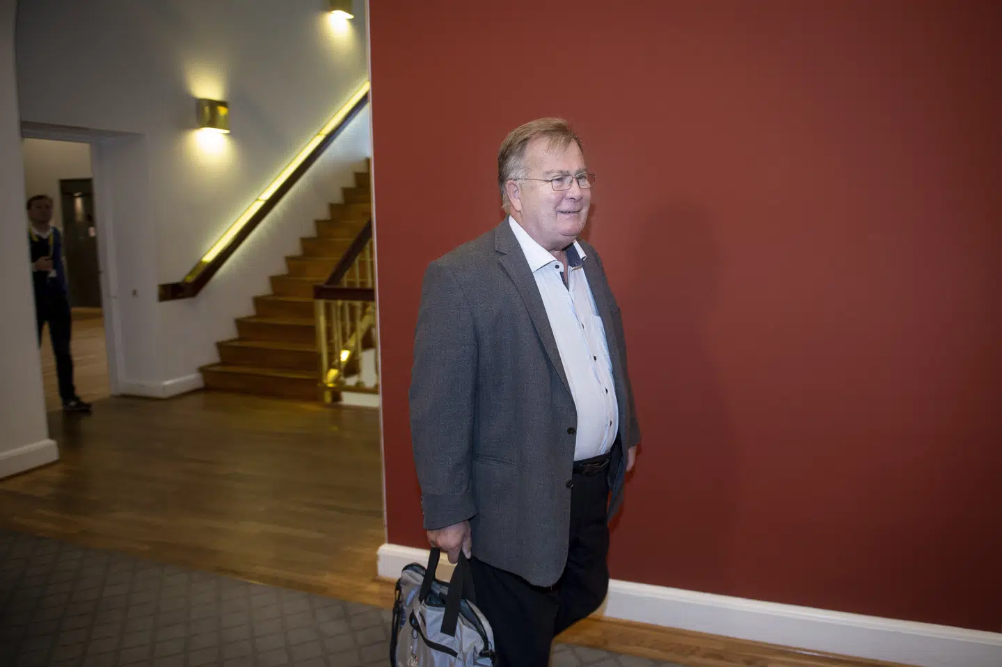 Claus Hjort Frederiksen (V) kan ifølge redaktør på Olfi Peter Ernstved Rasmussen risikere fængselsstraf for et interview med Weekendavisen, hvor han taler om et hemmeligt efterretningssamarbejde med USA. Liselotte Sabroe/Ritzau Scanpix