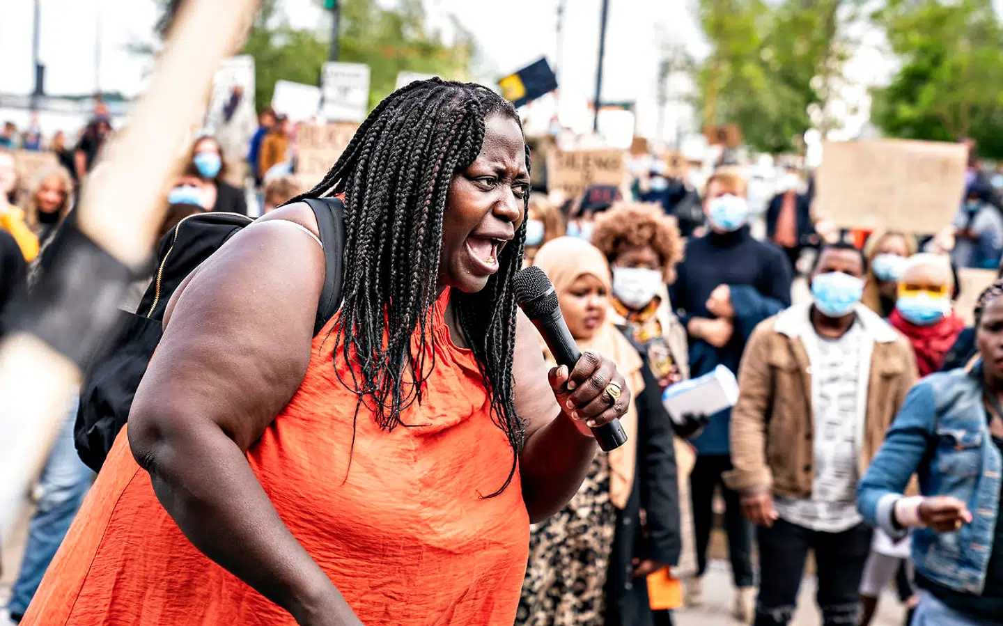 Bwalya Sørensen fra Black Lives Matter Denmark ses her under en demonstration i Aalborg, tirsdag 9. juni 2020. (Foto: Henning Bagger/Ritzau Scanpix)