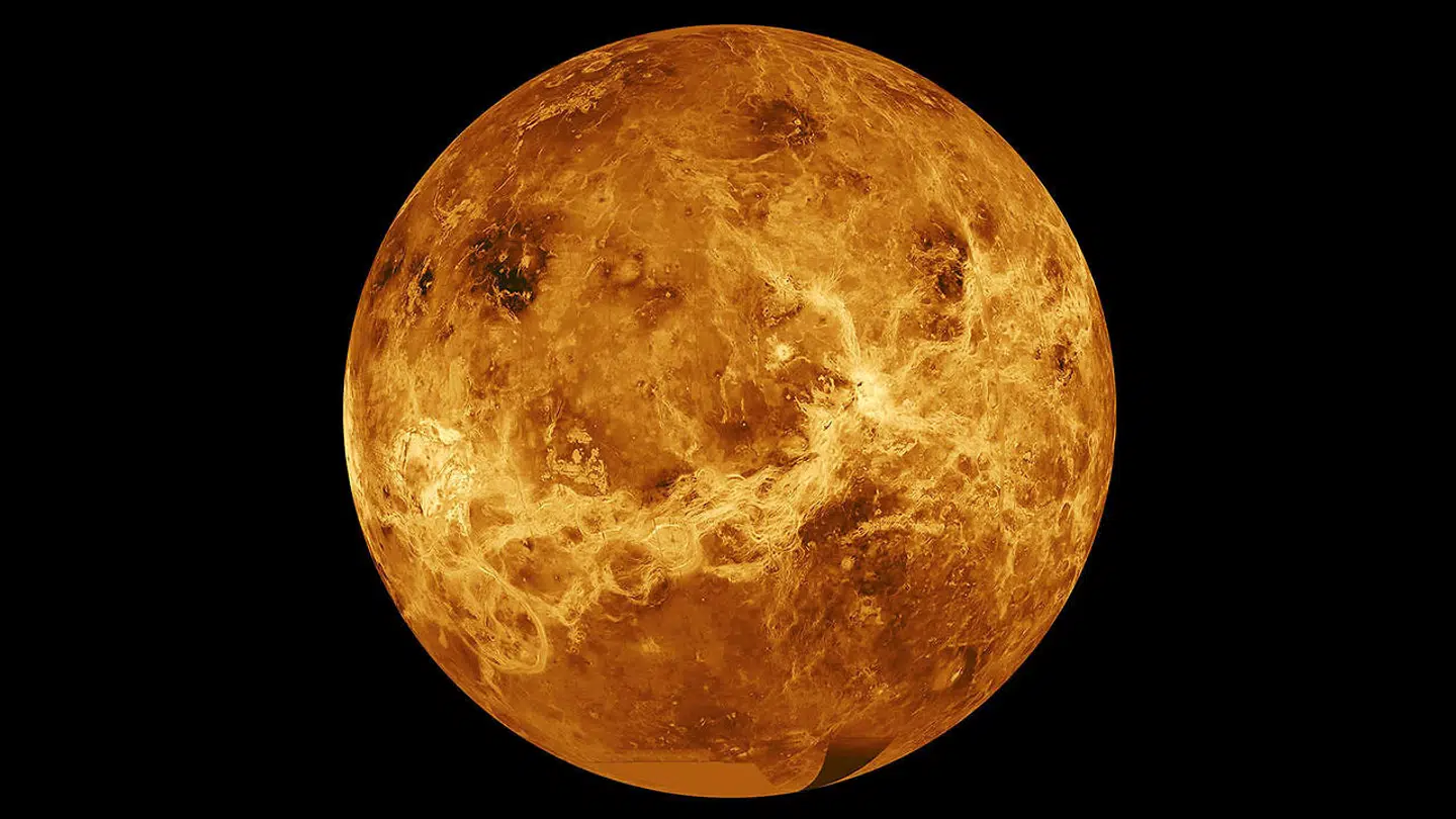 Er der liv i skyerne over Venus' glohede overflade?