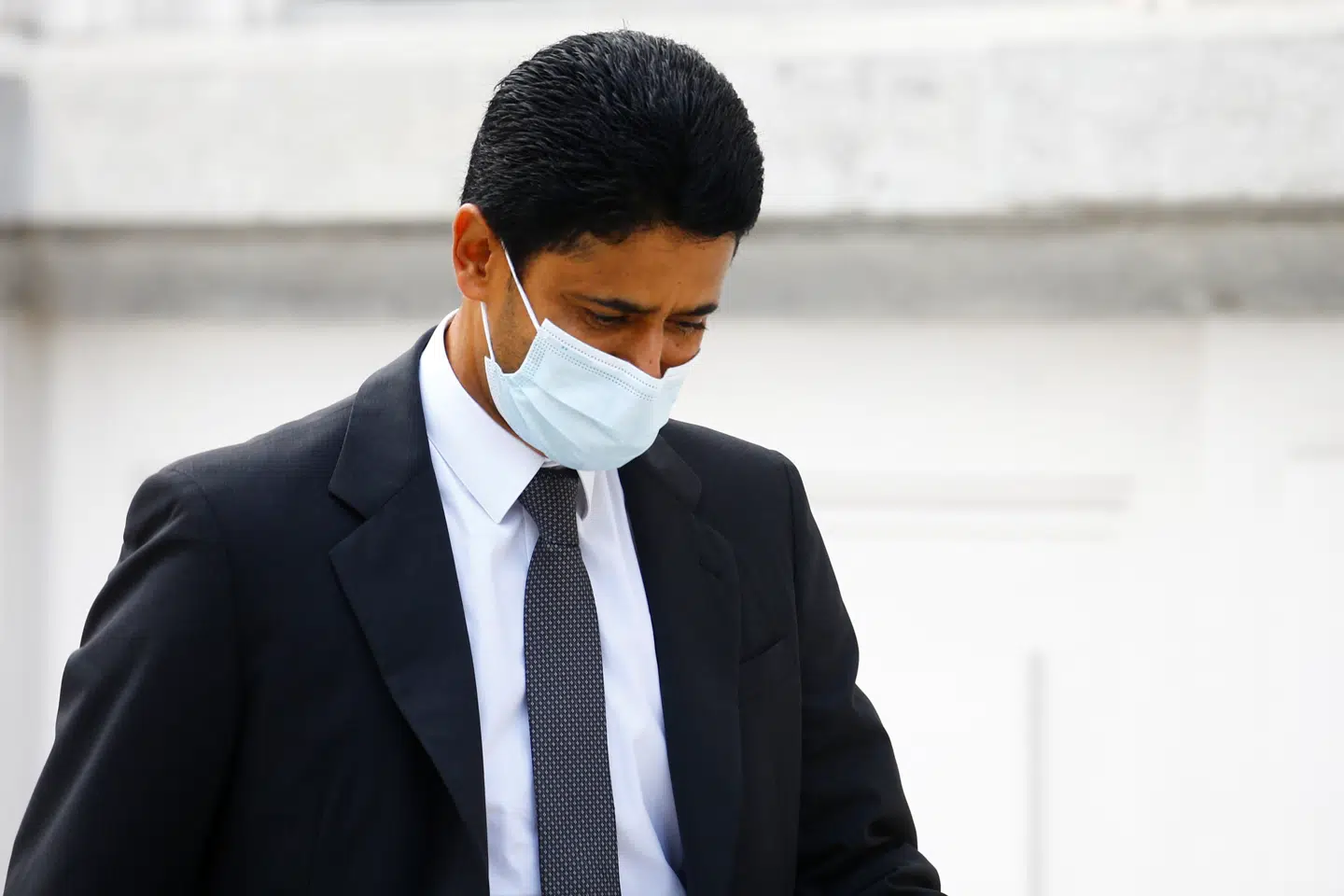 Nasser Al-Khelaifi mødte ind til retssagen i Bellinzona mandag morgen. Arnd Wiegmann/Reuters