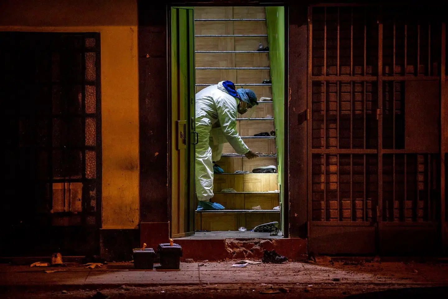 Billeder fra natten, hvor 13 peruanere mistede livet i Lima.