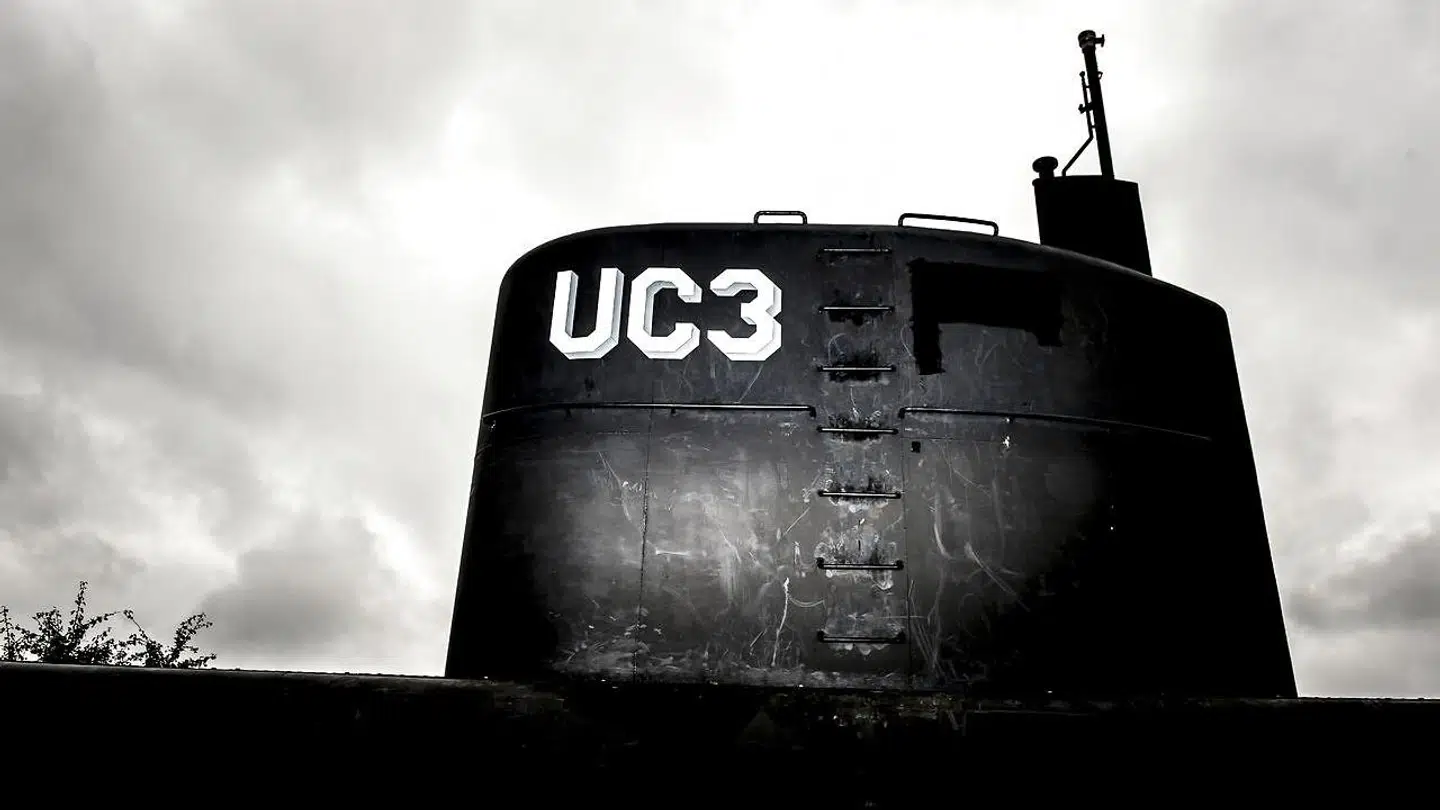 Peter Madsen's ubåd UC3 Nautilus er i politiets varetægt og står bag hegn i Nordhavnen i København mandag den 11. september 2017. Opfinderen Peter Madsen er sigtet i forbindelse med journalisten Kim Walls død. Kim Wall var ombord på ubåden Nautilus sammen med Peter Madsen. Hendes torso blev senere fundet i Køge Bugt.