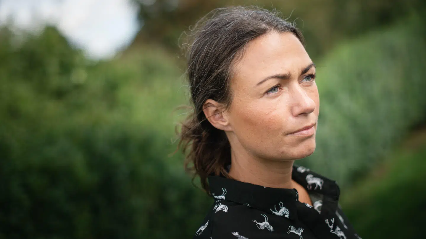 Karla Pilgaard lever med kroniske smerter. Det har især taget til fra 2016. Foto: Michael Nørgaard/Byrd.