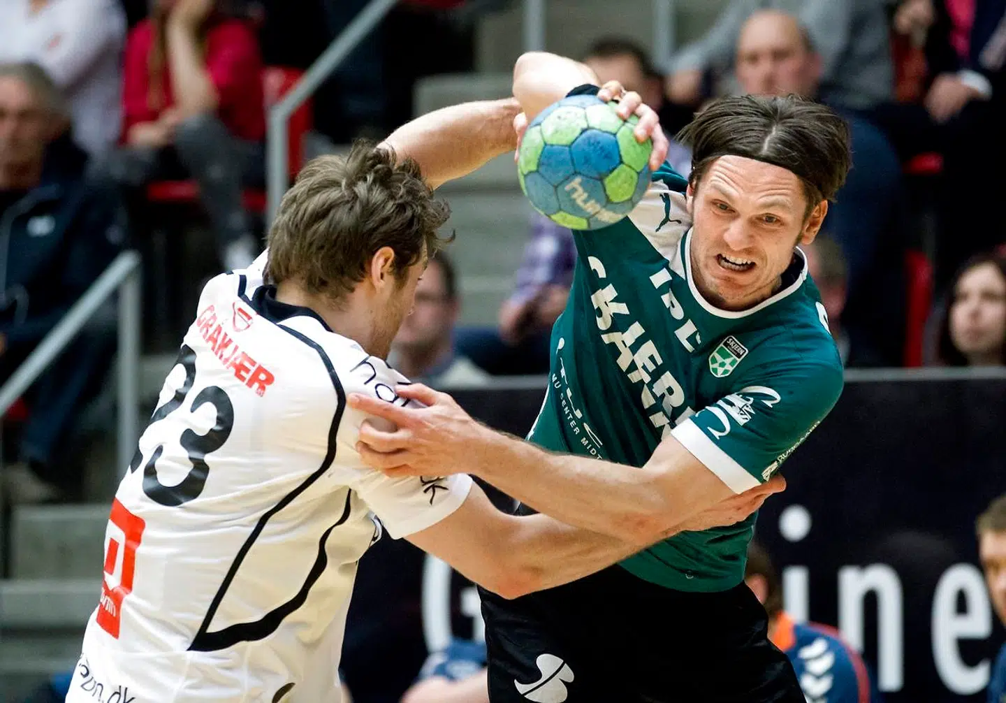 Claus Møller skiftede tilbage til dansk håndbold og Skjern i 2009, og bagspilleren blev topscorer i sin comeback-sæson. Han indstillede sin profesionelle karriere i 2014.