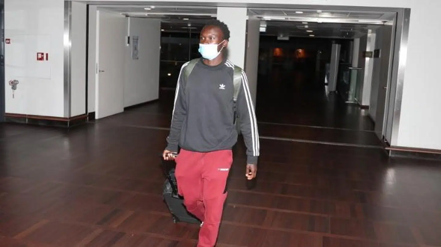 Pione Sisto ankom fredag aften til Københavns Lufthavn. Foto: Bird / Mikkel Johansen