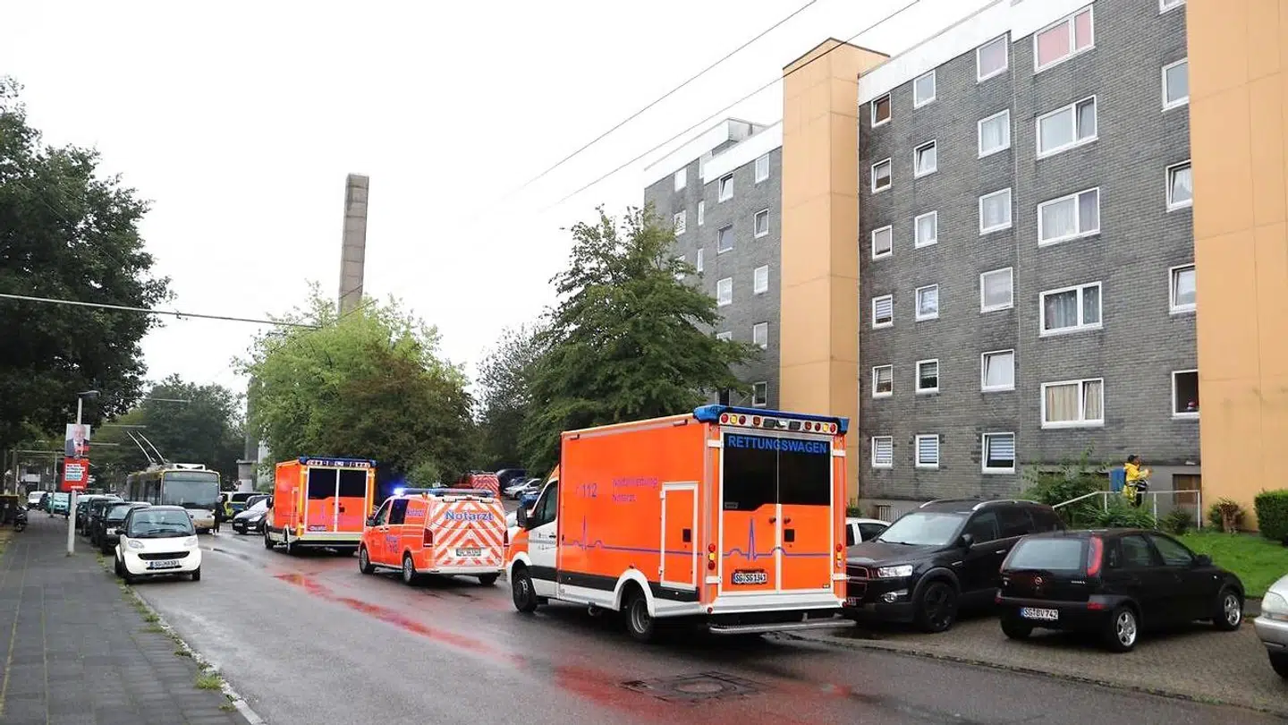 Der er tale om fem døde børn, som er blevet fundet i en lejlighed torsdag morgen på Hasselstrasse i Solingen i Tyskland, bekræfter politiet over for medierne.