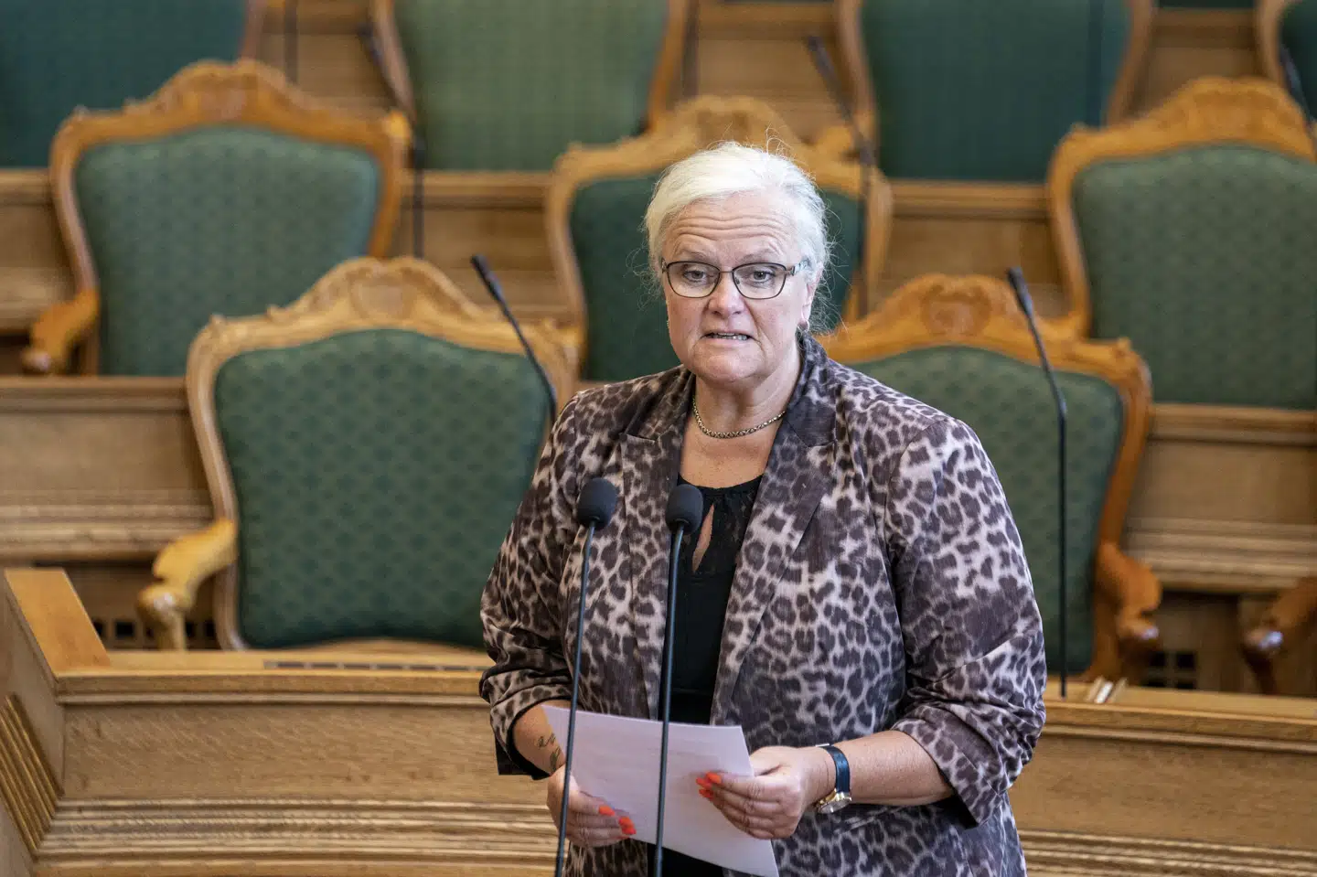 Dansk Folkepartis Liselott Blixt fortæller, at partiet er imod ikkemedicinsk omskæring af drenge under 18 år. Men tre af gruppens 17 medlemmer stemmer imod flertallet. Niels Christian Vilmann/Ritzau Scanpix