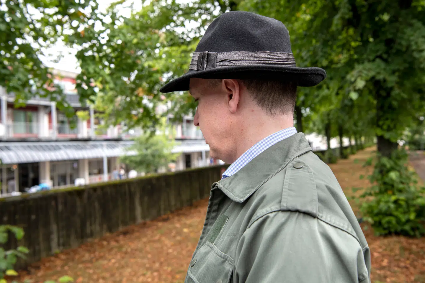 Torben Jørgensen bor i det udsatte boligområde Kanalens Kvarter i Albertslund. Han fortæller om udbredt chikane fra unge indvandrere i området.