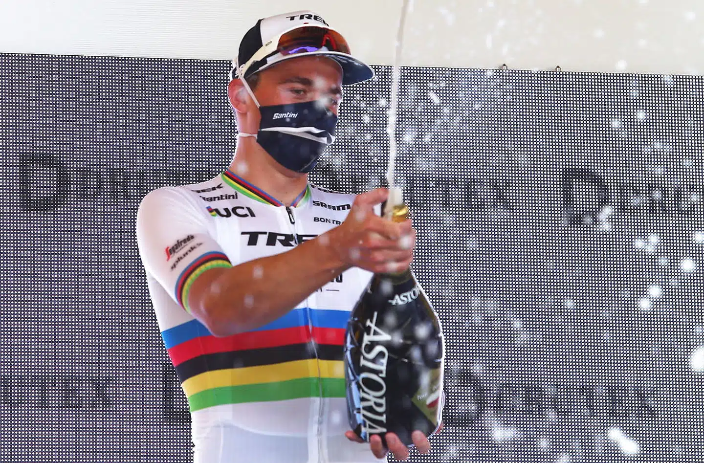 Verdensmesteren Mads Pedersen skal køre Tour de France for første gang i karrieren.