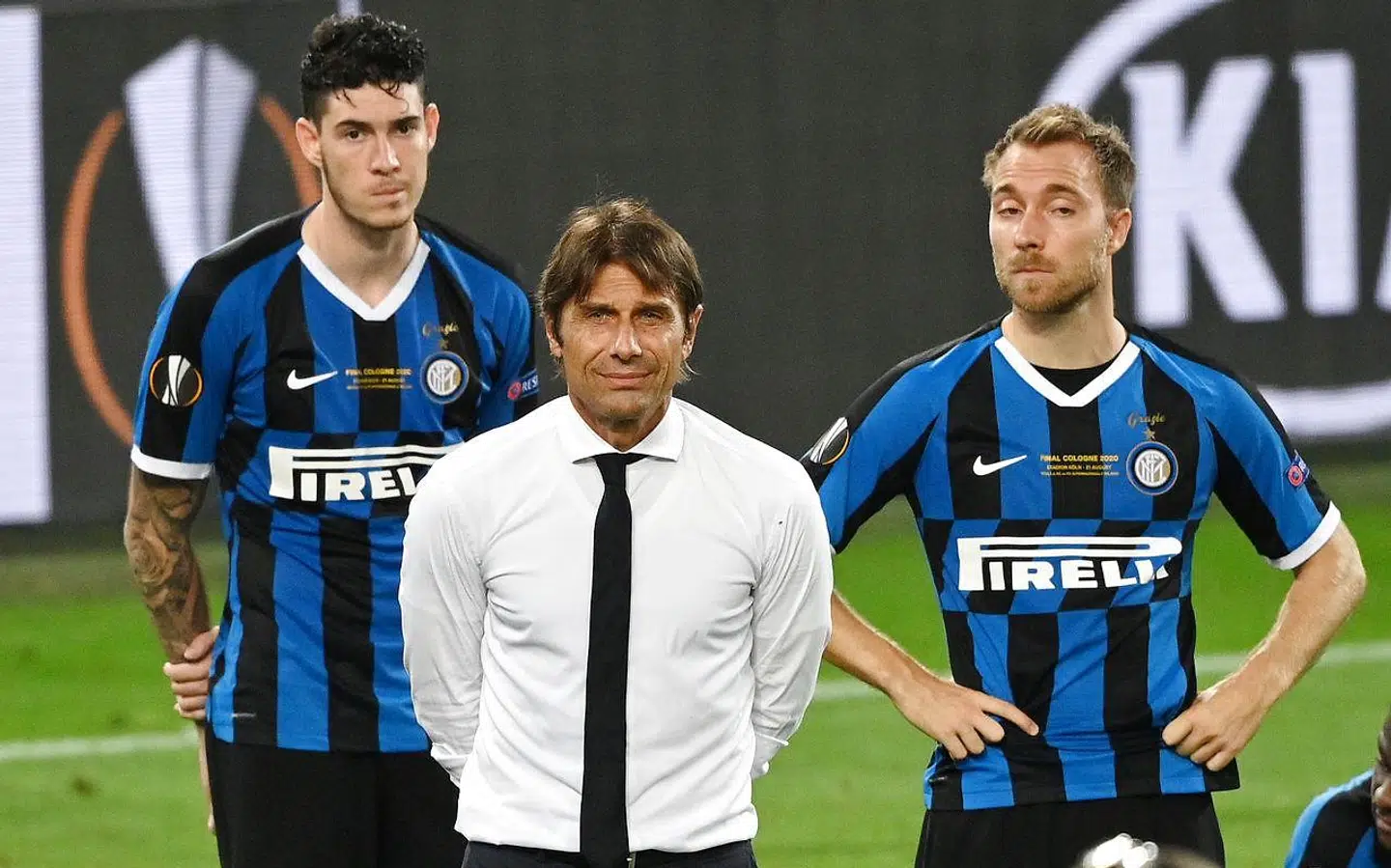 Antonio Conte sammen med Christian Eriksen (th.).