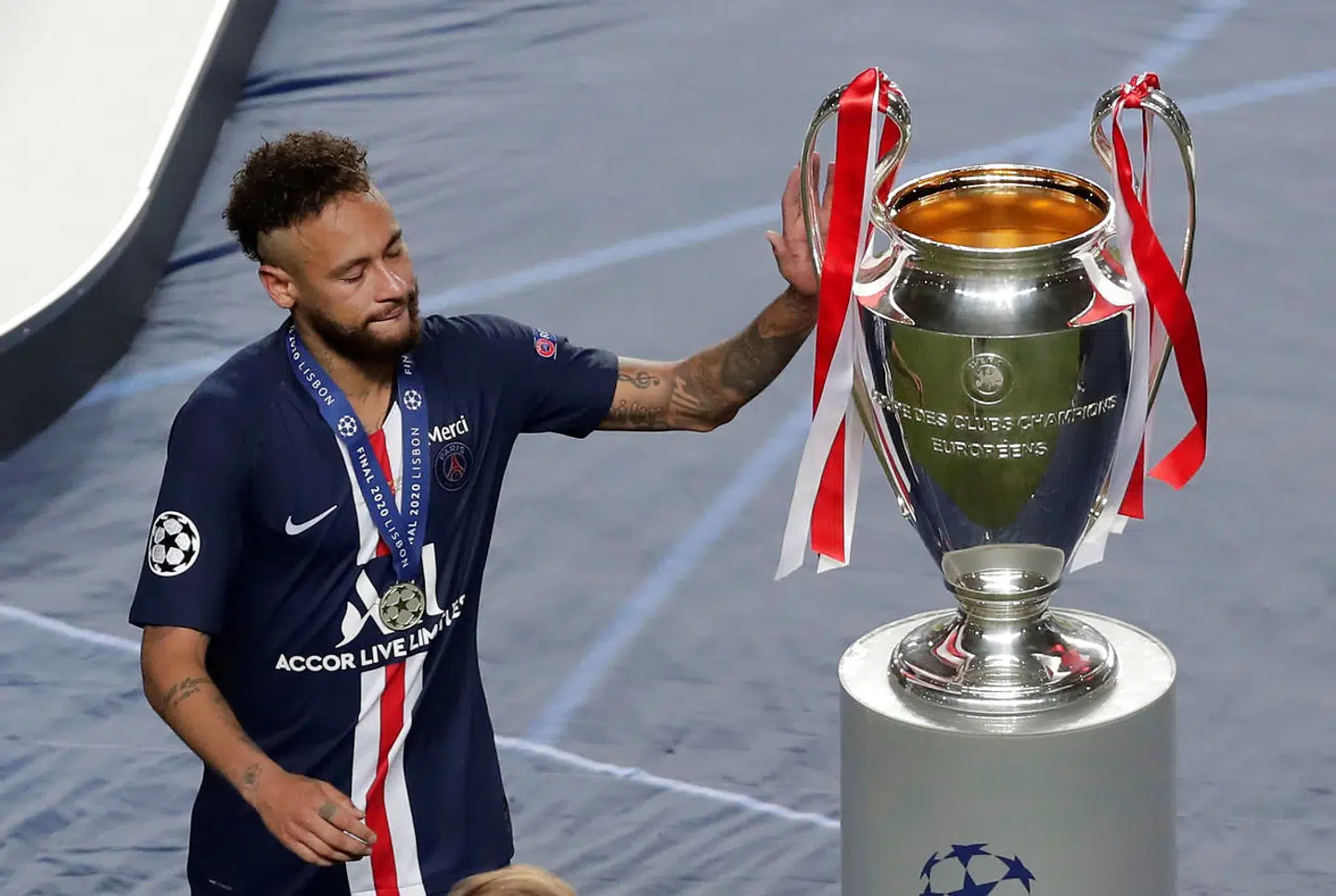 Soccer Football - Champions League - Final - Bayern Munich v Paris St Germain - Estadio da Luz, Lisbon, Portugal - August 23, 2020 Paris St Germain's Neymar after the match, as play resumes behind closed doors following the outbreak of the coronavirus disease (COVID-19) Manu Fernandez/Pool via REUTERS