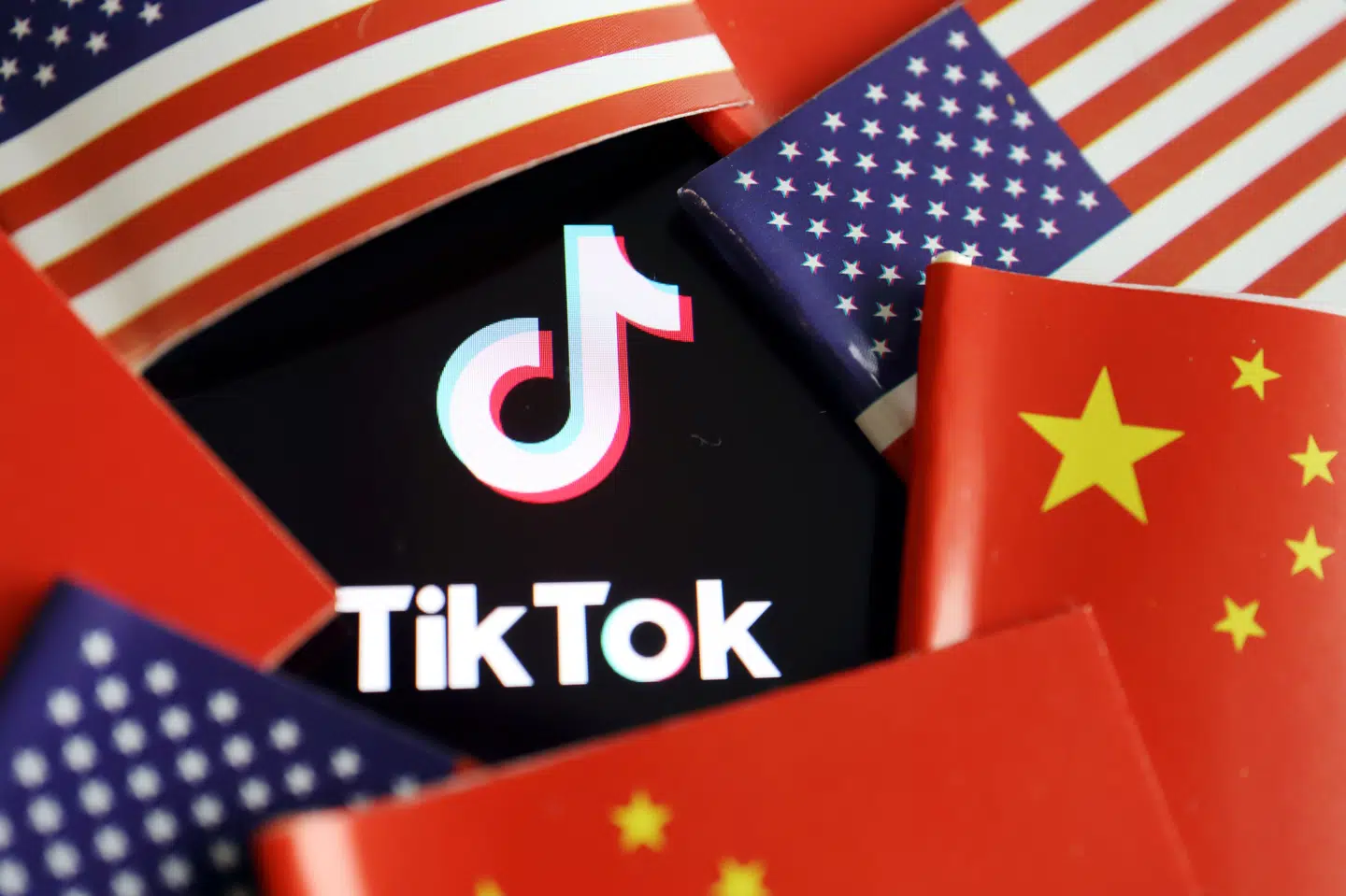 Videoappen TikTok er blevet beskyldt for at stjæle og bruge data fra de brugere, der downloader appen. (Arkivfoto) Florence Lo/Reuters