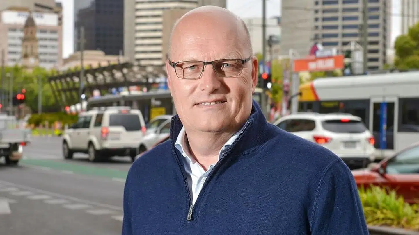 Bjarne Riis er tilbage i Tour de France i år.