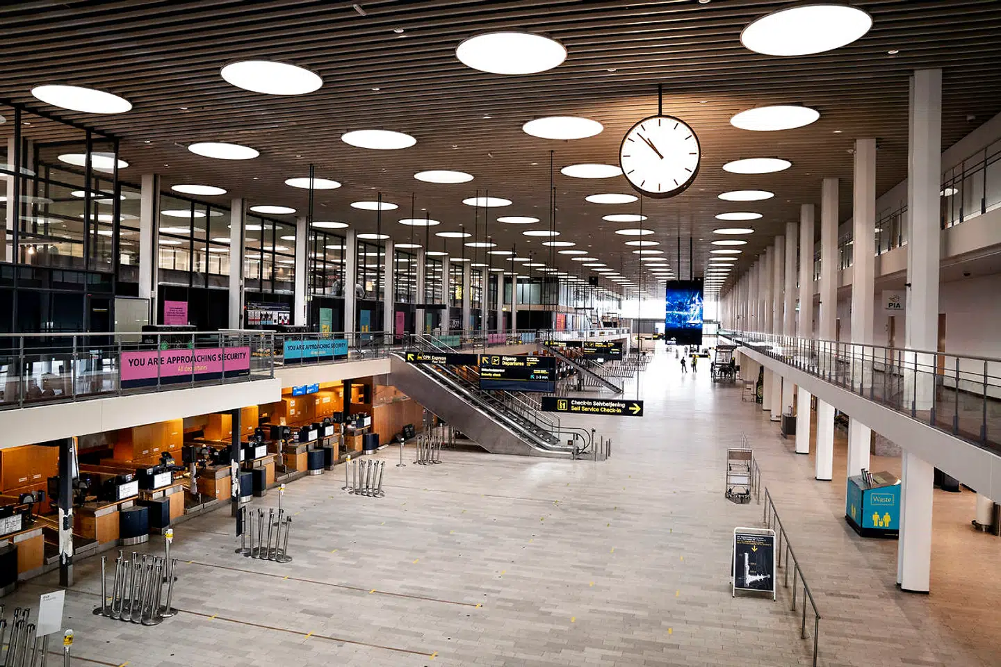 Flytrafikken er rystet totalt af coronavirus.