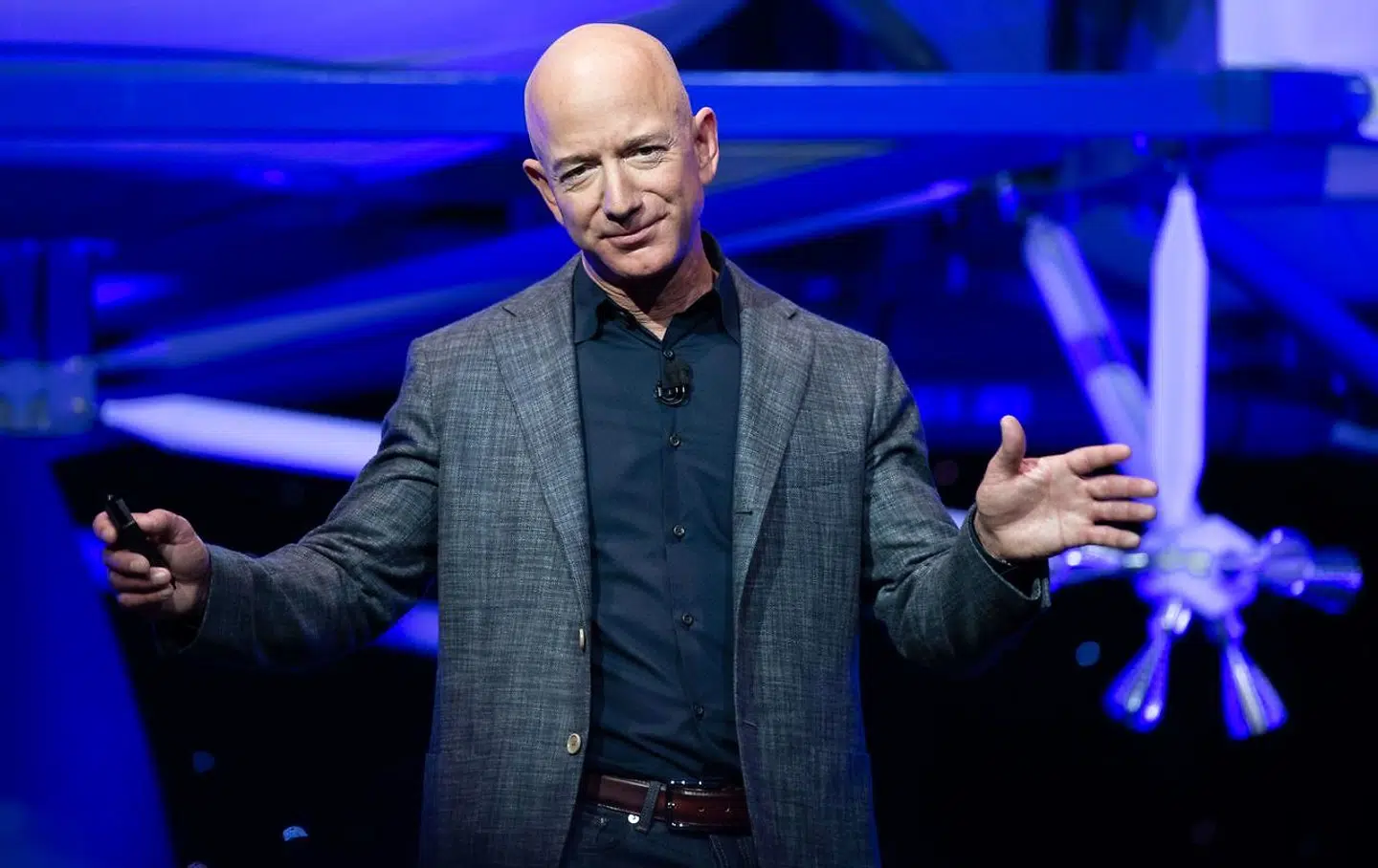 Jeff Bezos, stifter af Amazon, er verdens rigeste mand.