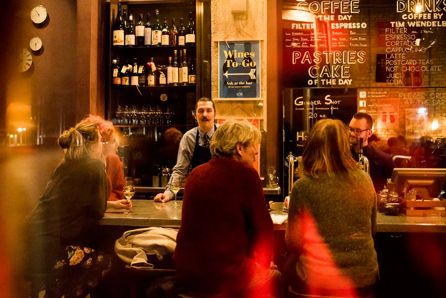 Restauranter og barer får udvidet deres åbningstider.