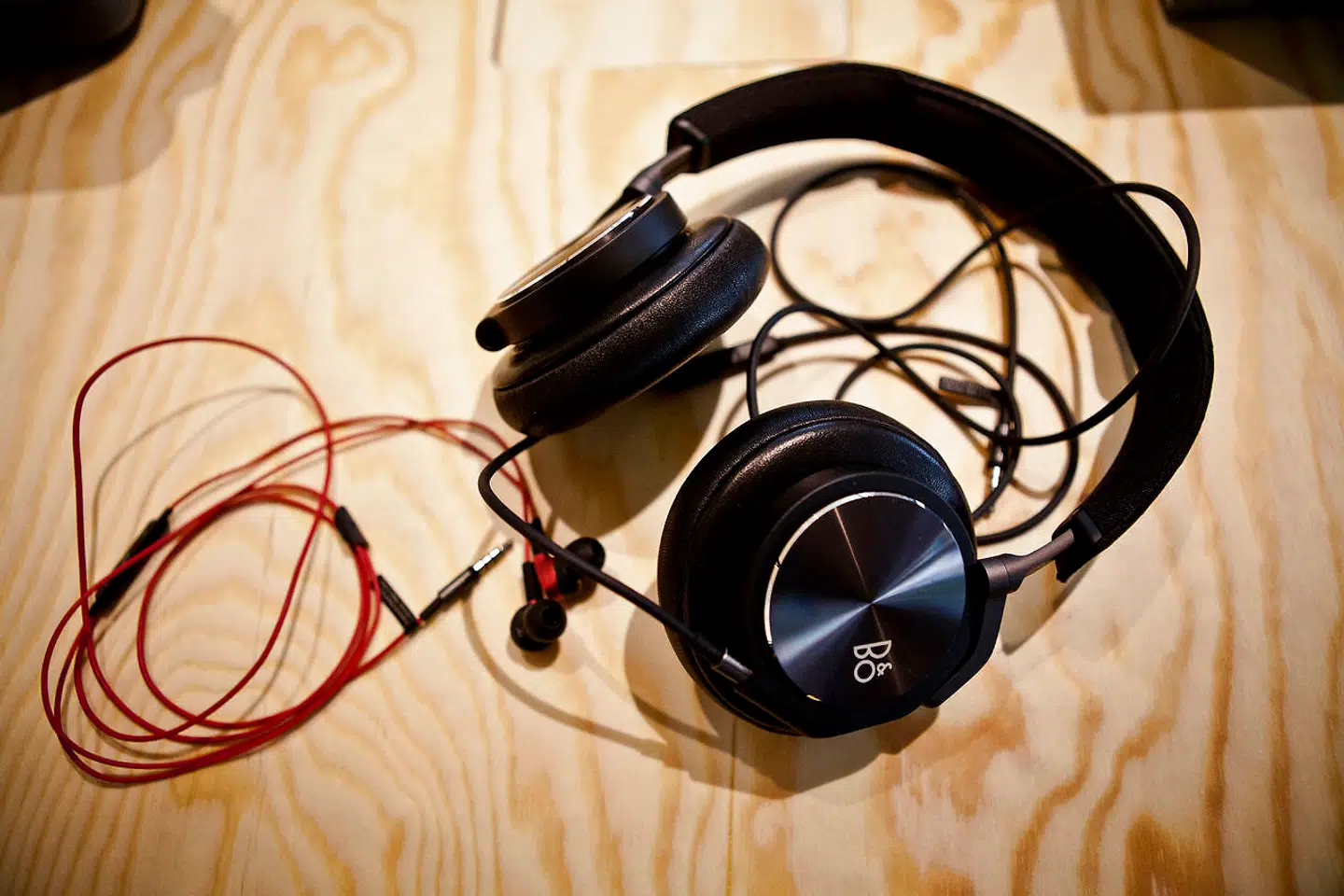 Power har solgt højtalere og hovedtelefoner som B&O PLAY, der ses her, gennem de seneste fire år. Men snart er det slut. B&O ønsker ikke længere, at deres produkter bliver solgt i Power.