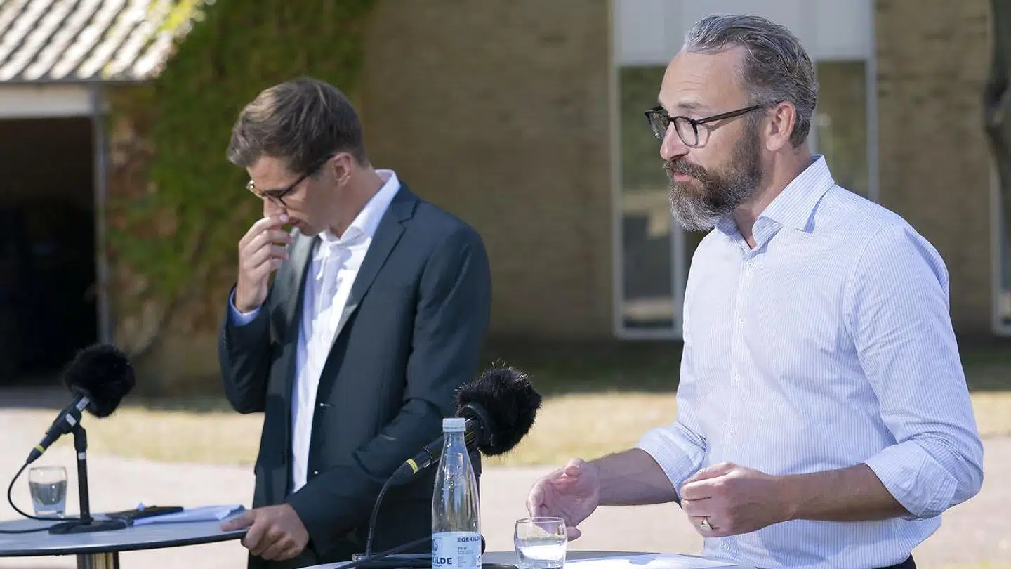 Ole Birk Olesen begyndte at tale om parforhold på TV2, da Liberal Alliance holdt pressemøde i Nyborg. Han var fortørnet over B.T.s historie om politisk leder Alex Vanopslaghs håndtering af afskedigelsen af hans kæreste, som tidligere var ansat i partiet.