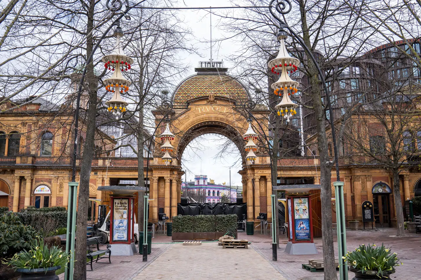 Tivoli er hårdt ramt af coronakrisen, der giver markant færre gæster for forlystelsesparken. (Arkivfoto) Niels Christian Vilmann/Ritzau Scanpix