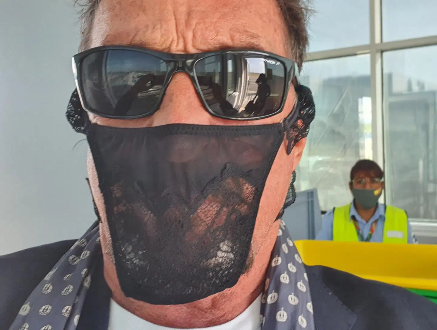 John McAfee med g-streng i Oslo.