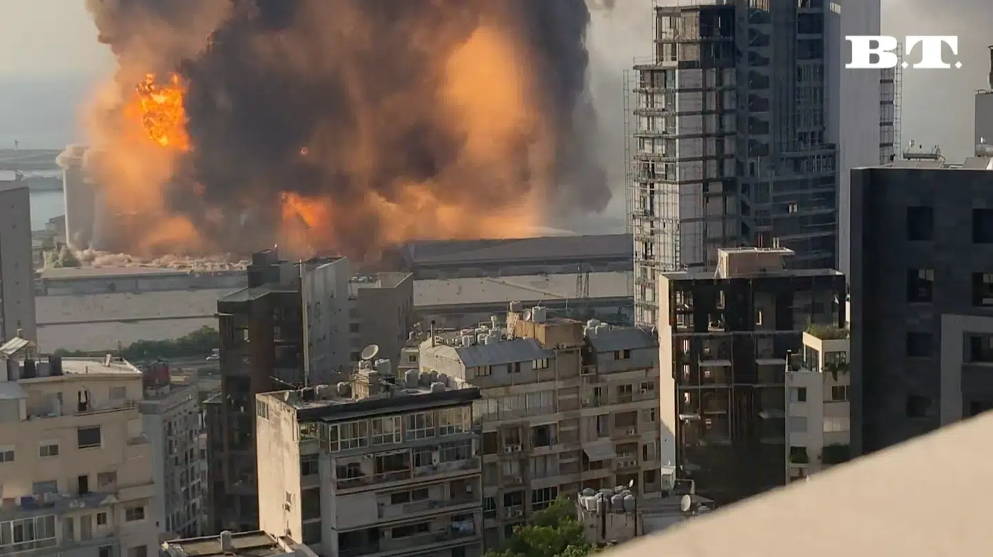 Stillbillede fra den nye video af eksplosionen i Beirut.