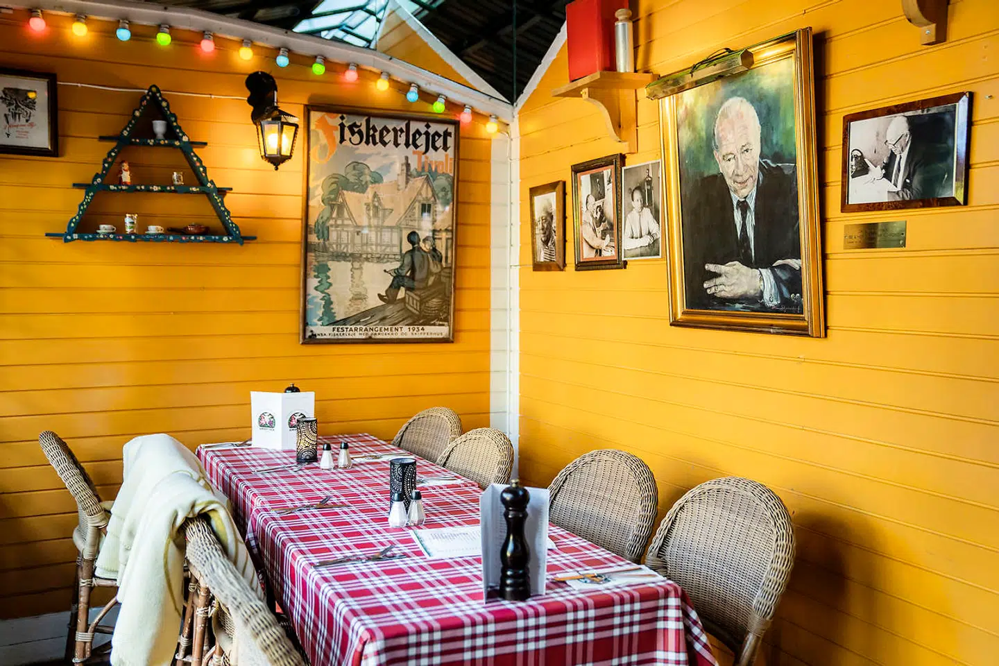 Et bord til nul? Restauranterne har tidligere været hårdt ramt af nedlukningen, men sandsynligvis kan de – trods stigende smitte – fortsat holde åbent. Muligvis med visse restriktioner. Her er det Restaurant Grøften i Tivoli.