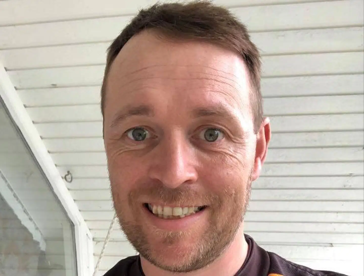 Michael Kokborg Kni fik stjålet sit sidste honning fra sin vejbod. Foto: Privat