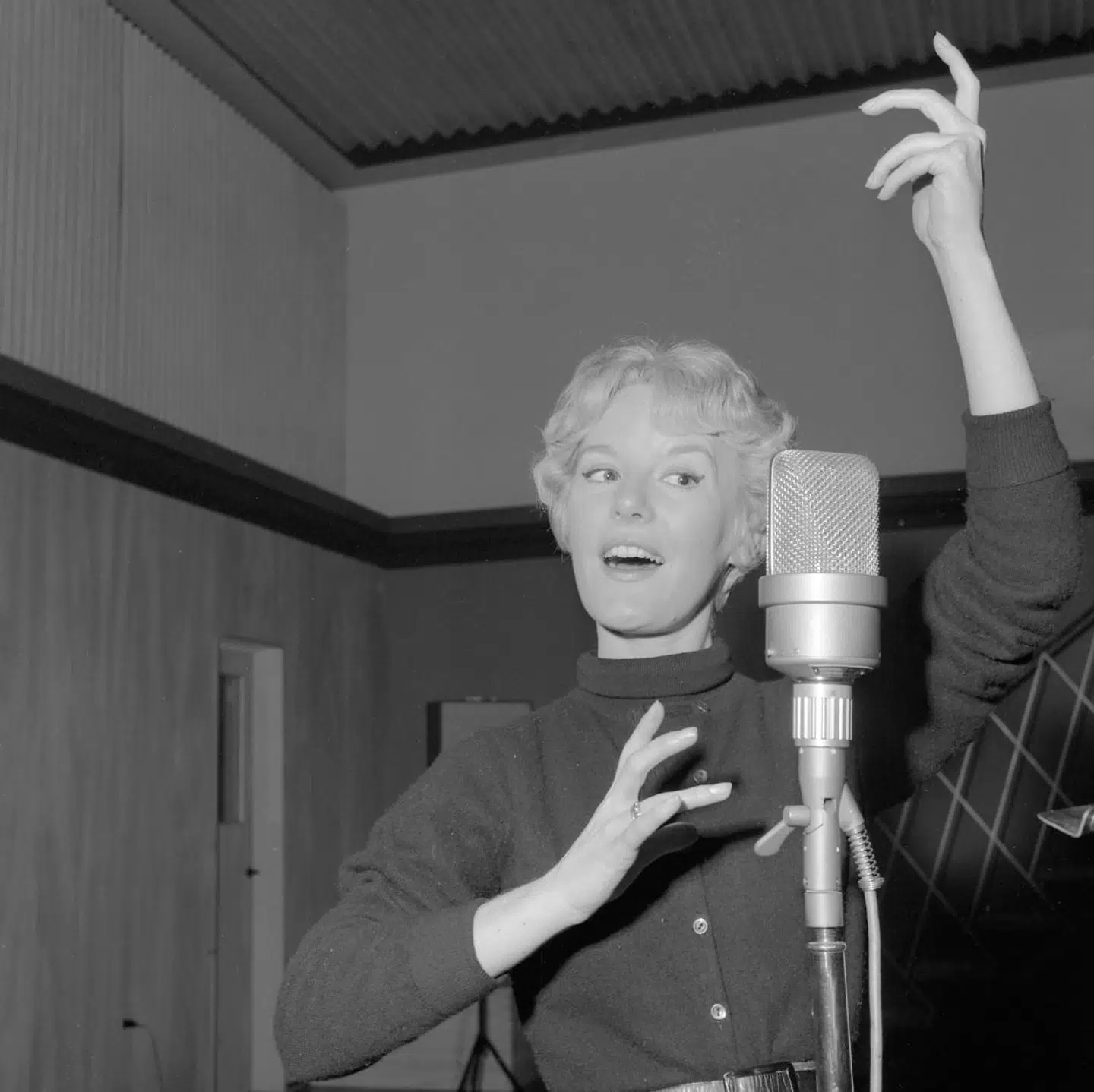 Den engelske sangerinde Petula Clark da hun var ung.