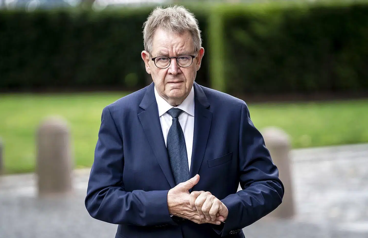 Poul Nyrup Rasmussen inden bisættelsen af Lone Dybkjær fra Holmens Kirke i København, tirsdag 28. juli 2020. Tidligere miljøminister og medlem af EU-Parlamentet Lone Dybkjær blev 80 år gammel.. (Foto: Mads Claus Rasmussen/Ritzau Scanpix)