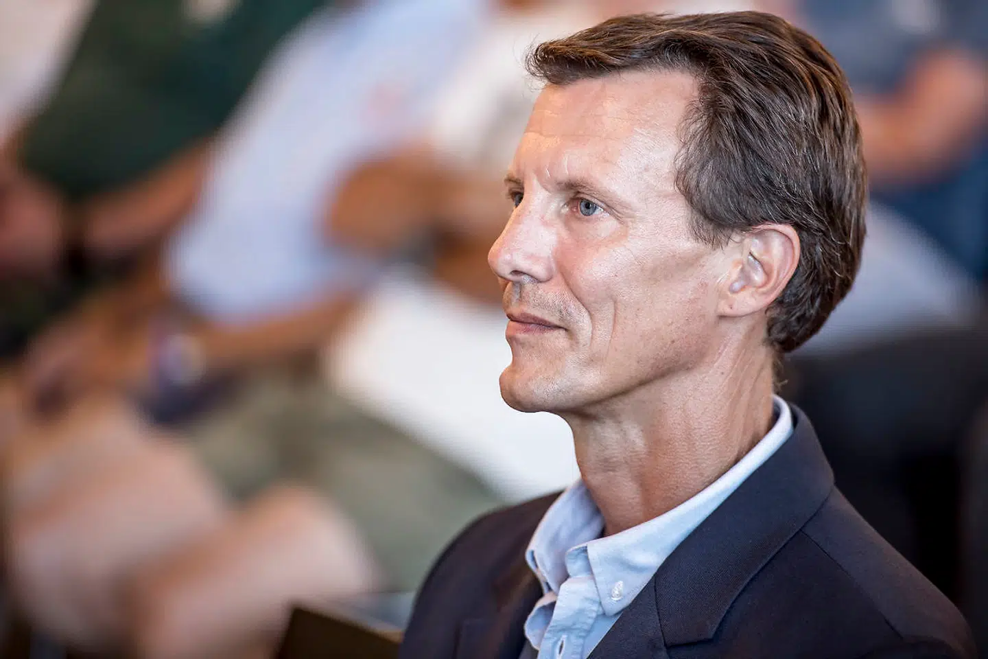 Prins Joachim får ikke varige men af sin blodprop. Blodproppen skyldes en lille rift i prinsens halspulsåre, som har skabt en klump størknet blod, som så er drevet med blodbanen og sat sig som en blodprop. Det er en af de mest almindelige årsager til blodpropper, og som kan ramme alle mennesker.