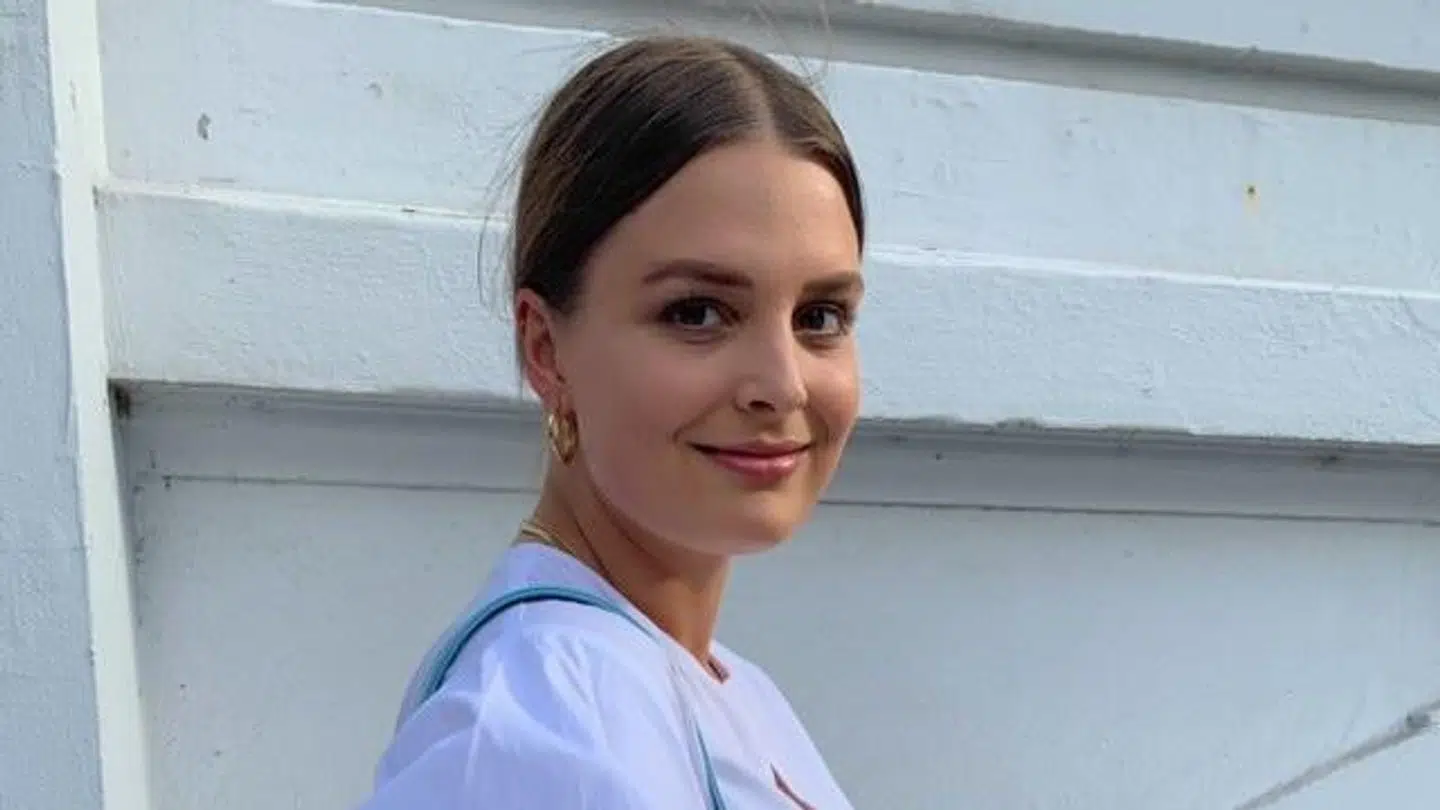 25-årige Pernille Vejbæk har fået frataget hele sin digitale identitet, hvilket nu truer hendes fremtidige karriere som selvstændig.