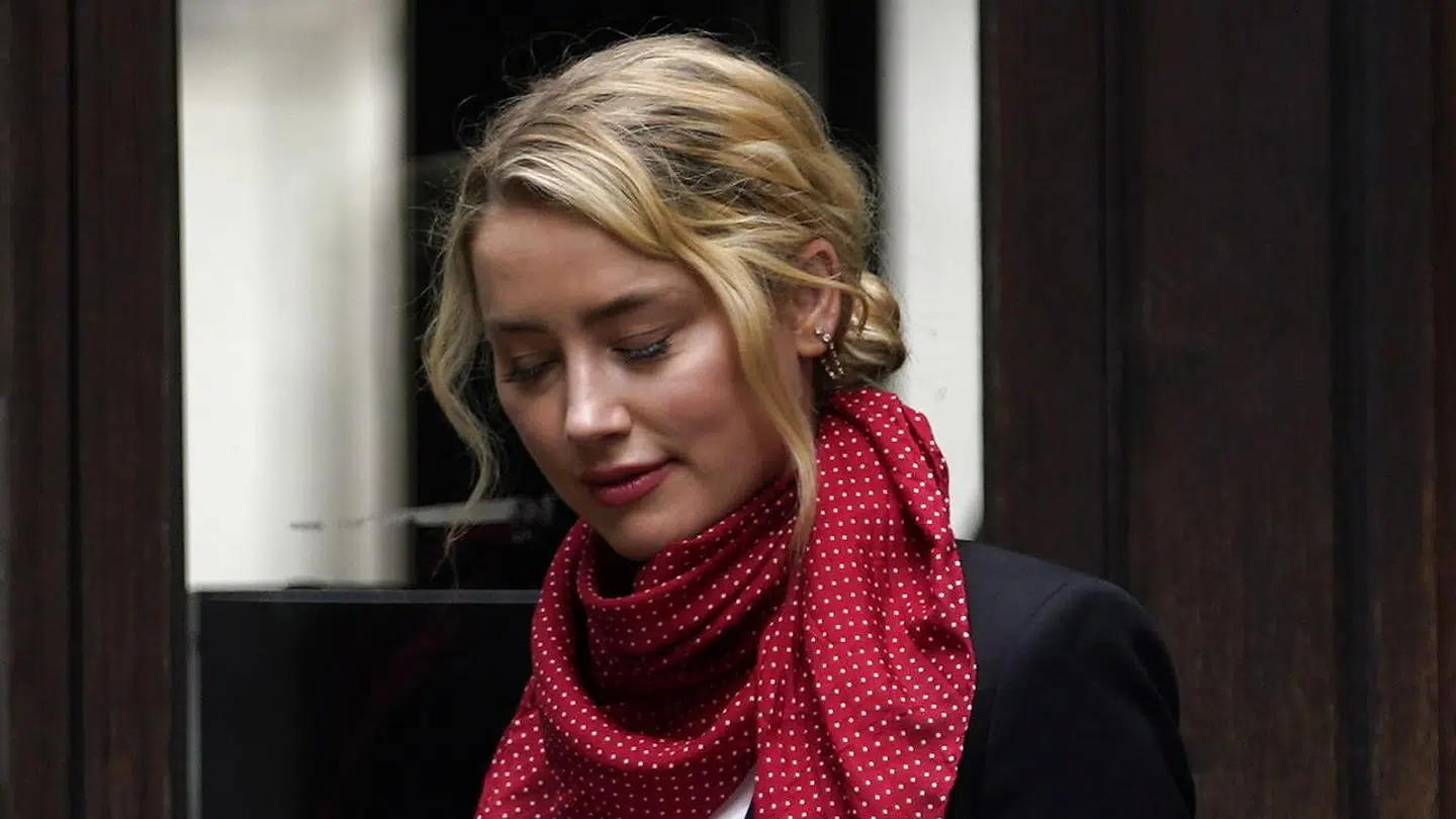 Her Amber Heard, da hun forleden ankom til retten.