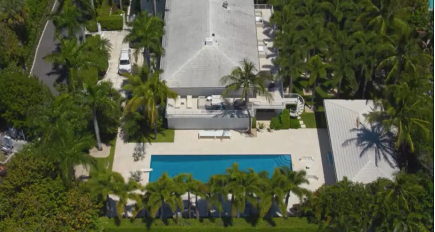Jeffrey Epsteins palæ i Palm Beach, Florida, hvor et utal af unge piger blev misbrugt. Den yngste var kun 14.