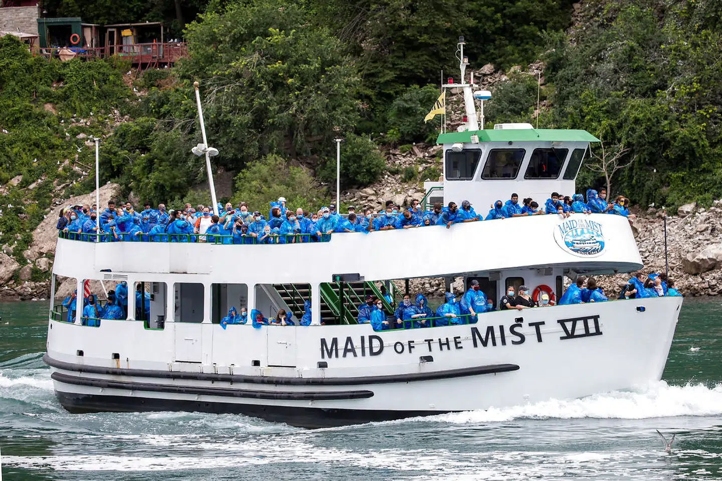 The American tourist boat Maid Of The Mist, limited to 50 % occupancy under New York state's rules amid the spread of the coronavirus disease (COVID-19), is seen in Niagara Falls, Ontario, Canada July 21, 2020. REUTERS/Carlos Osorio