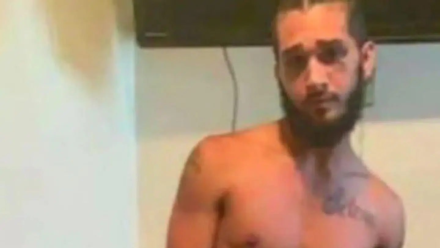 Her billedet, der har placeret Isaiah Jackson lige midt i politiets søgelys.