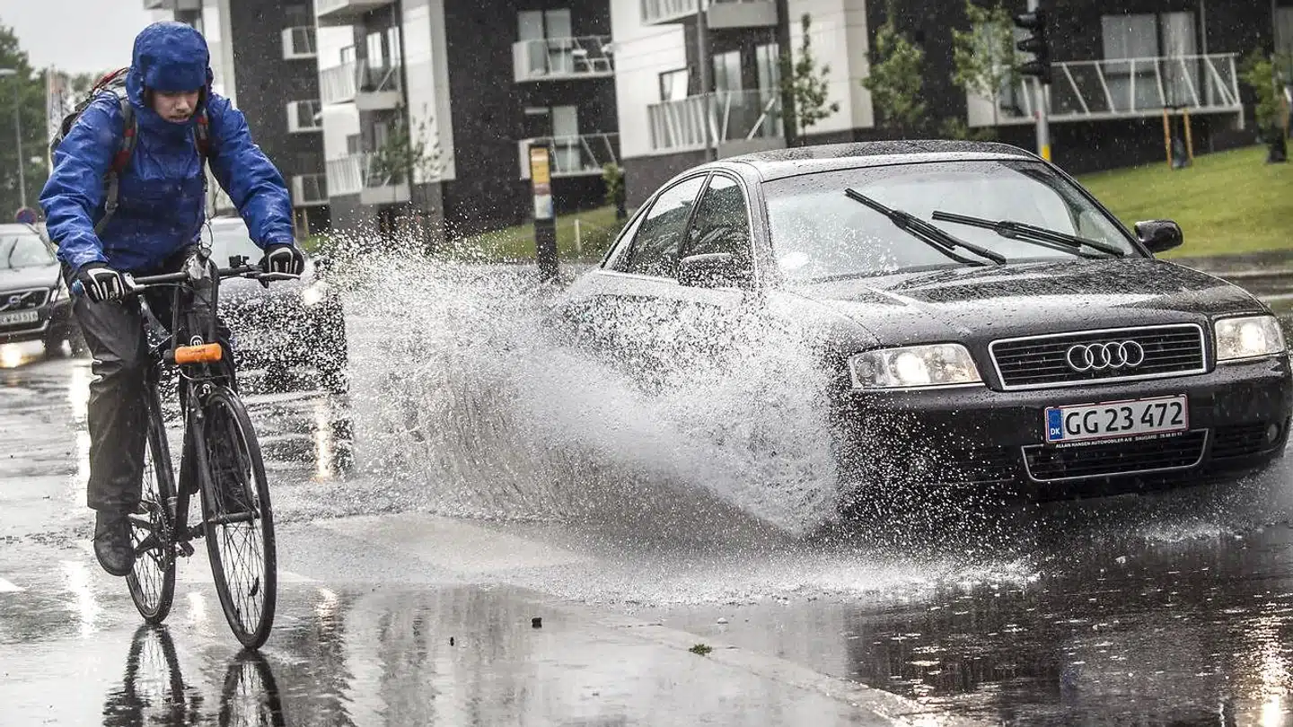 Arkivfoto. Regn, regnvejr, cyklister, Aarhus