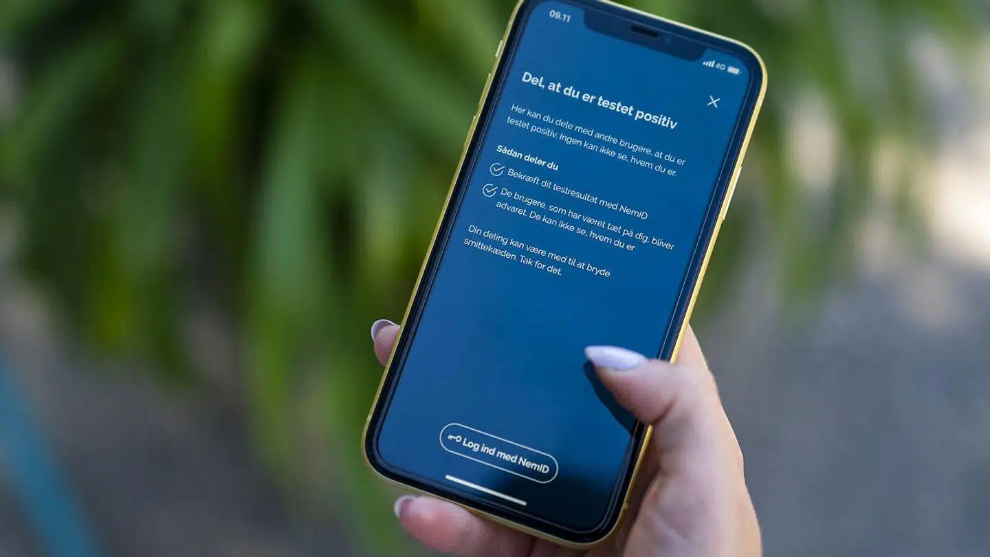 Hjælp med at stoppe smitten i Danmark og download appen.