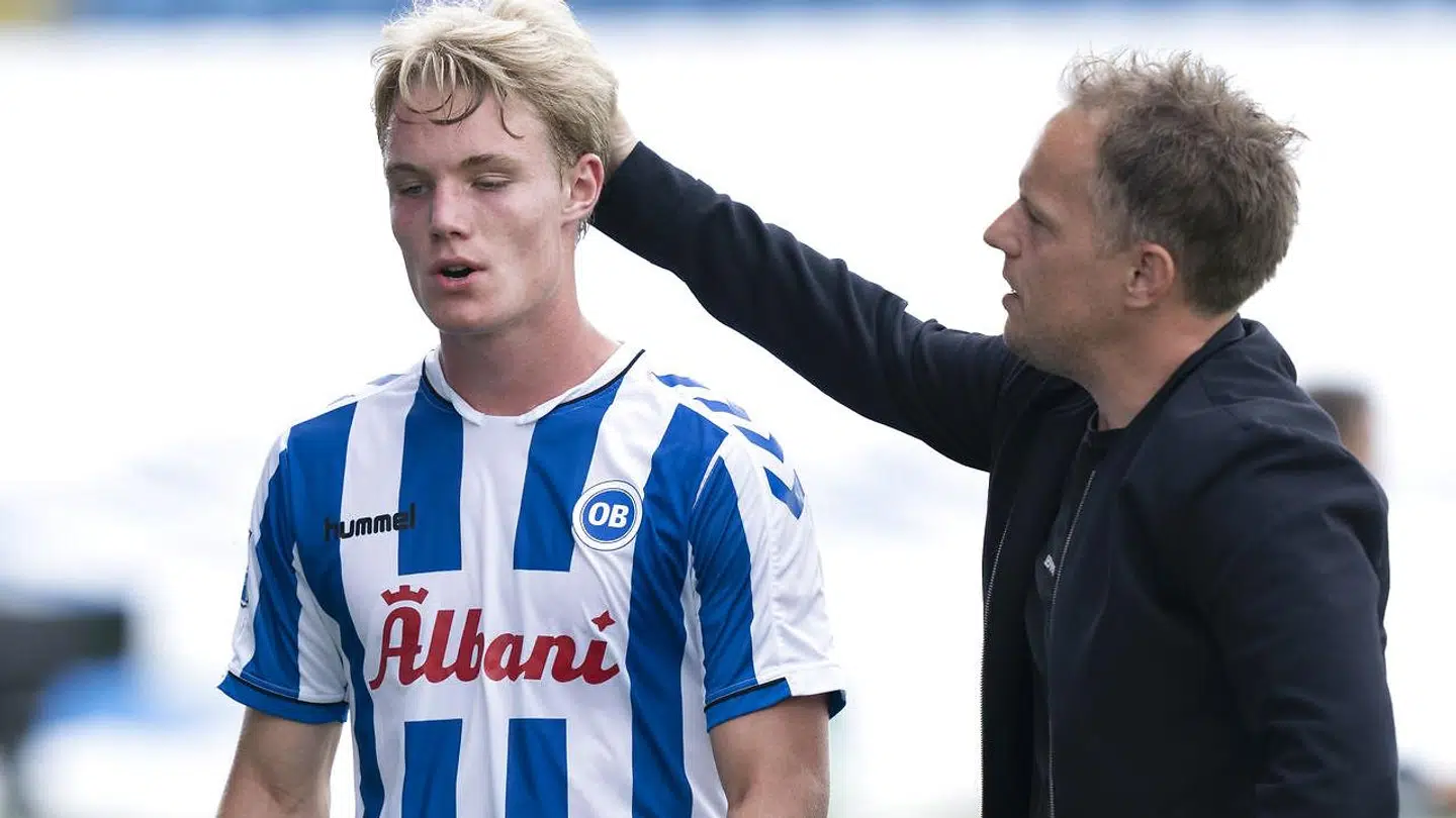 OB belønner unge Max Fenger med en ny kontrakt.