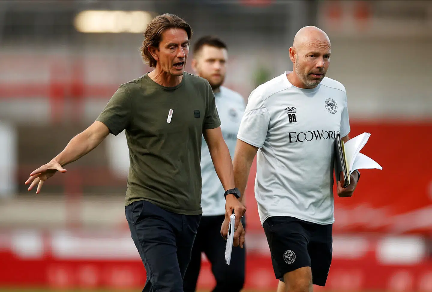 Thomas Frank (tv.) og Brentford skal spille playoff om oprykning til Premier League.