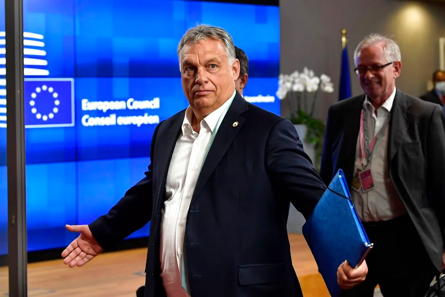 Viktor Orban har fyldt meget under forhandlingerne og har lanceret et hårdt angreb på Mark Rutte søndag.